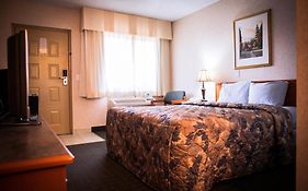 Langley Hwy Hotel